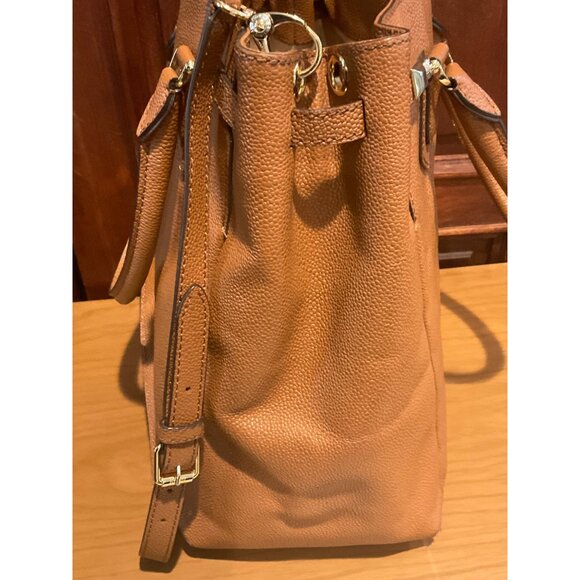 Henri Bendel Carlyle Satchel Pebbled Leather Carmel Handles & Crossbody Strap - Picture 6 of 14